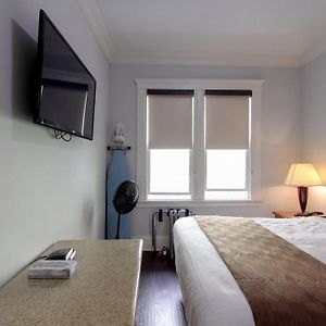 Queen Room Private Bathroom